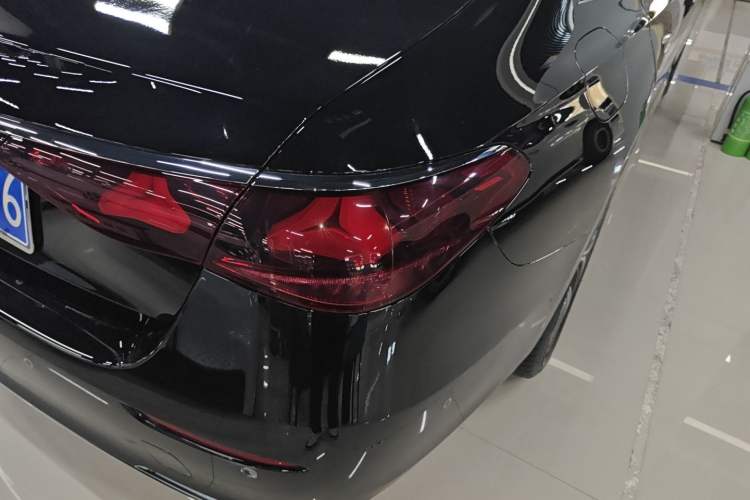 Used Mercedes-Benz E-Class 2025 E 300 L Stylish Model