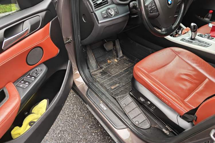 Used BMW X3 2013 Restyled xDrive28i Leading Edition Driver Seat