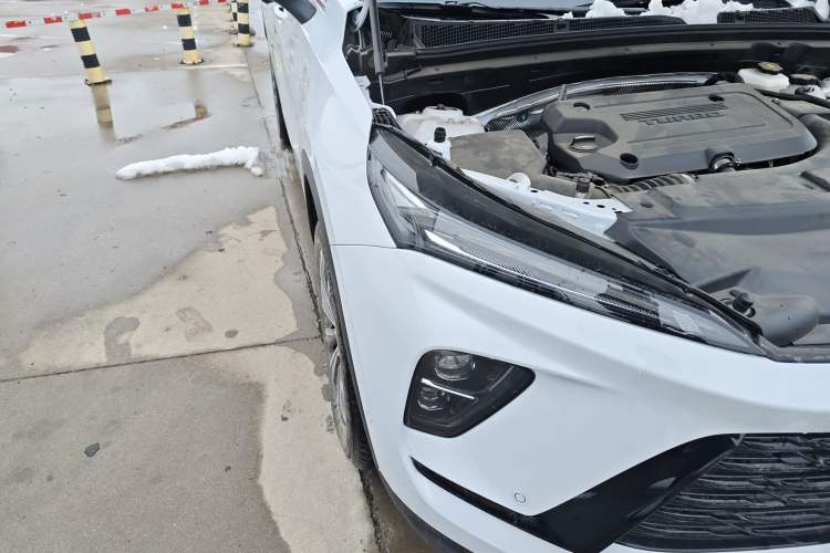 Used Buick Envision 2025 Encore Plus 28T Two-Wheel-Drive Platinum Edition