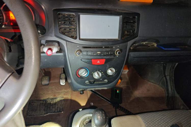 Used BAIC Weiwang 306 2013 1.2L Value Edition Basic 7-Seater A12 China IV Standard