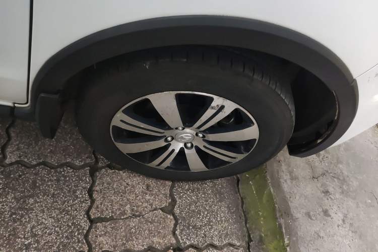 Used FAW Yingzhi G3 2014 1.5L Manual ZhiZun Edition