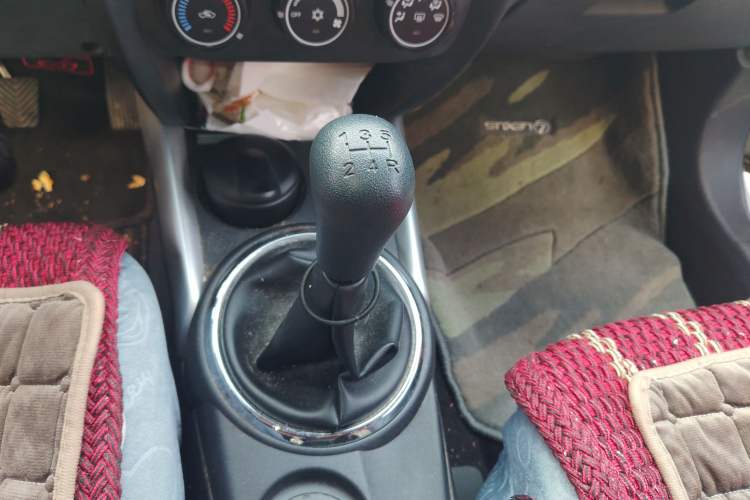 Used Mitsubishi ASX 2013 1.6L Manual Two-Wheel Drive Standard Edition
