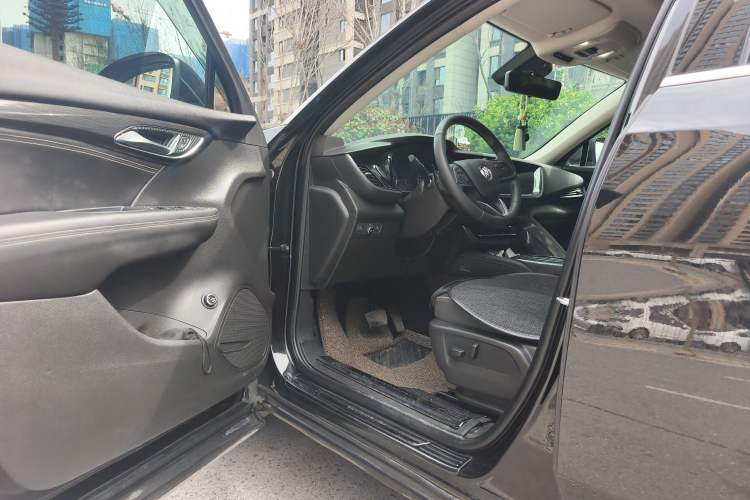 Used Buick Envision 2021 Encore Plus 652T Five-Seat Luxury Model