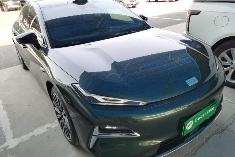 Used Geely Galaxy 8 2025 130km EM-P Starship Edition