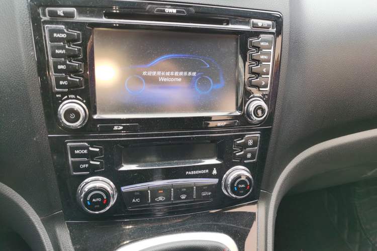 Used Haval H6 2016 Upgraded Model 1.5T Manual Two-Wheel Drive Elite Version