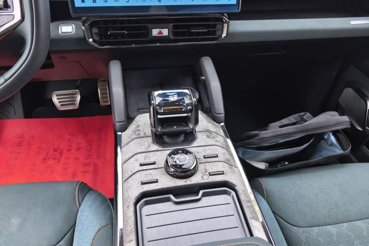 Used JETOUR Traveler 2023 2.0T All-Wheel-Drive CrossPRO