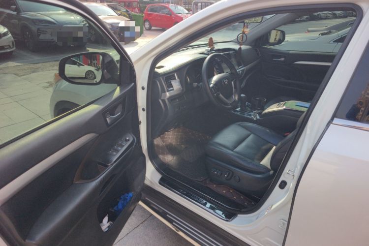 Used Toyota Highlander 2015 2.0T Four-Wheel Drive Luxury Edition 7-Seater
