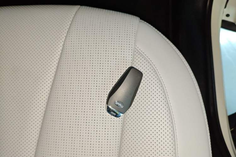 Used BYD Sealion 06 New Energy 2025 Model DM-i 170 Navigation Pro Edition
