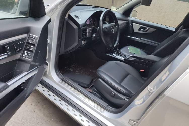 Used Mercedes-Benz GLK-Class 2012 GLK 300 4MATIC Fashion Model