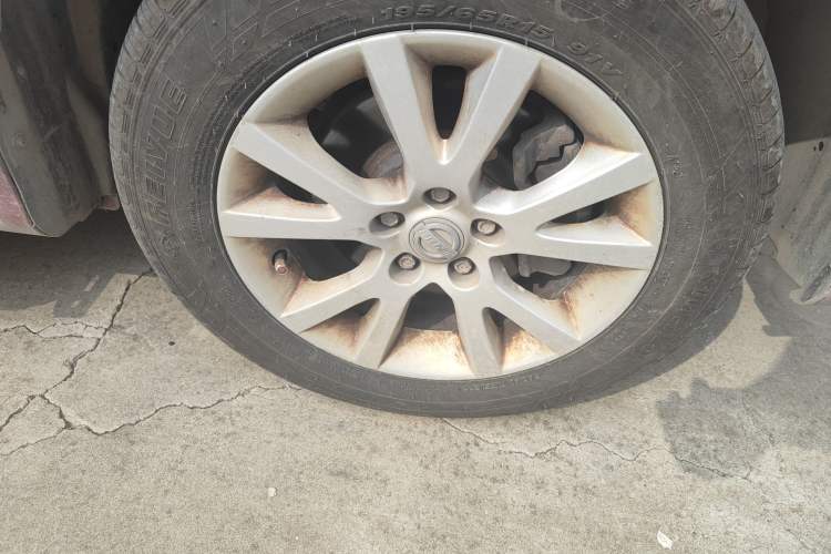 Used Jinbei 750 2015 1.5L Comfort Model
