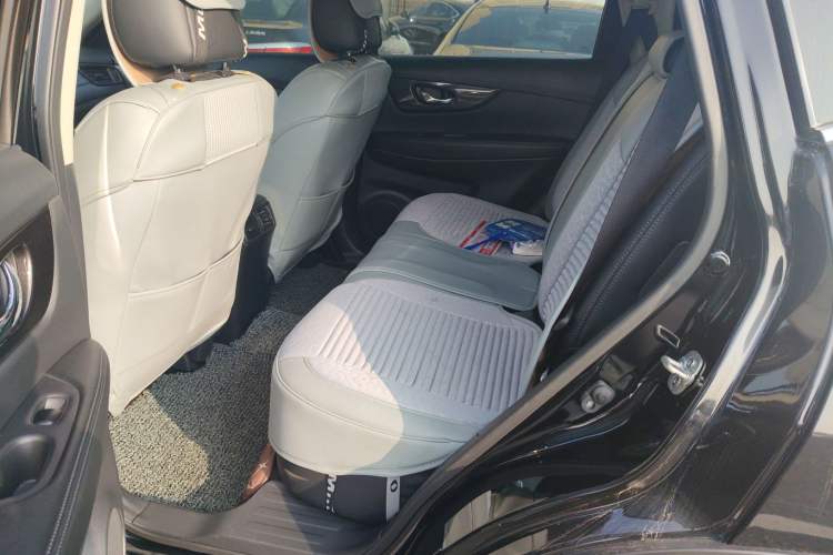 Used Nissan X-Trail 2017 2.0L CVT Comfort Edition 2WD