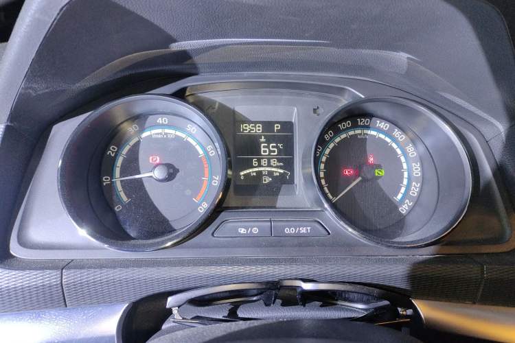 Used Skoda Kamiq 2021 1.5L Automatic Comfort Edition
