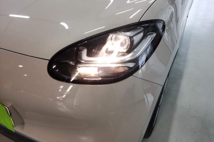 Used Wuling Bingo 2023 203km Light Edition Left Front Headlight