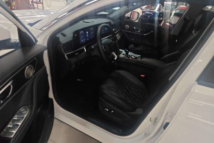 Used Chery Tiggo 7 PLUS 2023 Champion Edition 1.5 TCI CVT Luxury Model