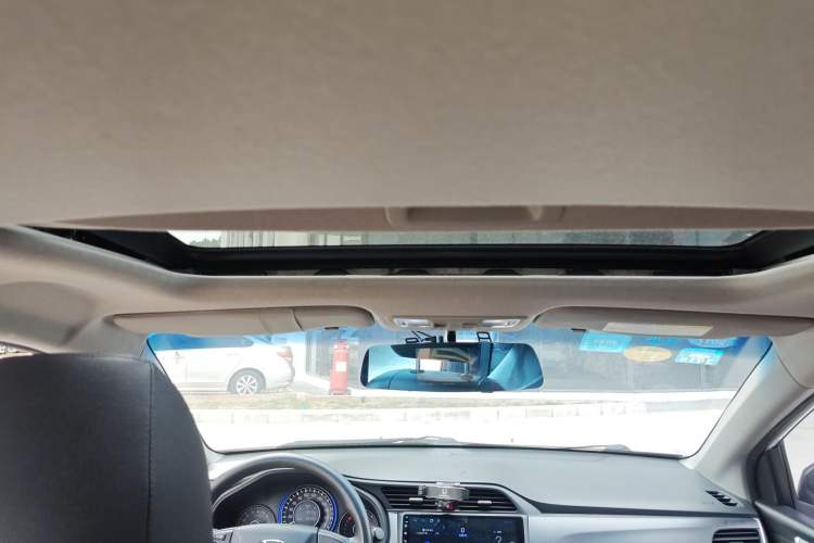 Used Honda Crider 2016 1.8L CVT Luxury Edition
