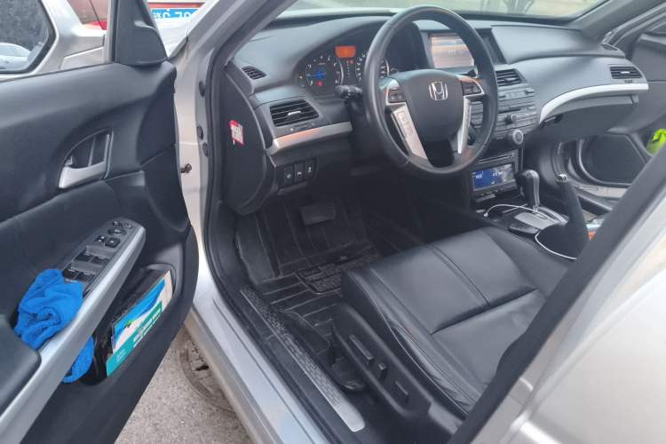 Used Honda Crosstour 2012 2.4L Luxury Edition Driver Seat