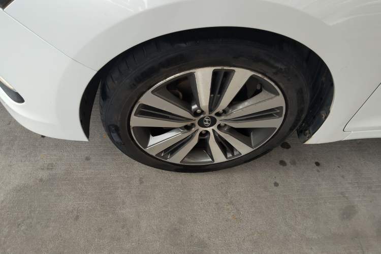 Used Hyundai Mistra 2016 1.8L Automatic Smart GLS
