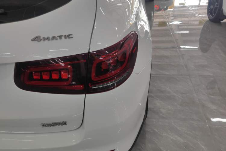 Used Mercedes-Benz GLC 2020 Facelifted GLC 300 L 4MATIC Luxury Edition