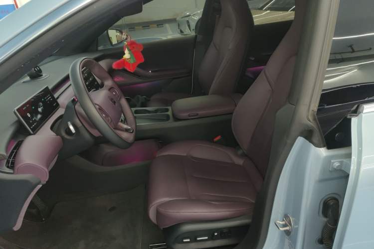 Used Nio ET5T 2024 75kWh Touring Left Front Seat