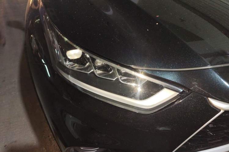 Used Toyota Highlander 2024 2.5L Smart Electric Hybrid Dual-Motor Two-Wheel-Drive Elite Edition 5 Seats Right Front Headlight