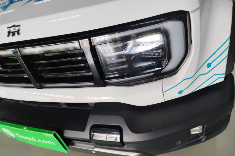 Used BAIC Off-Road BJ40 Electric Drive 2025 Advanced Edition Left Front Headlight