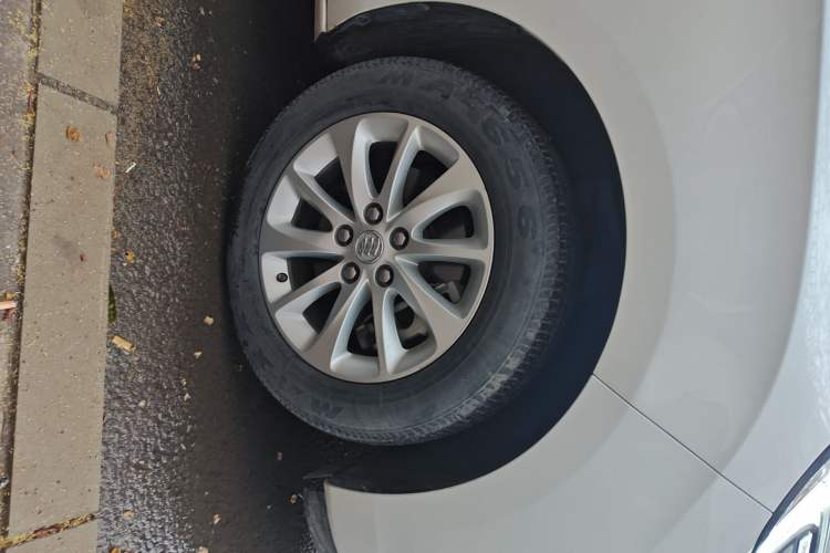 Used Buick GL8 2018 ES 28T Comfort Model China VI Standard Right Front Wheel Hub