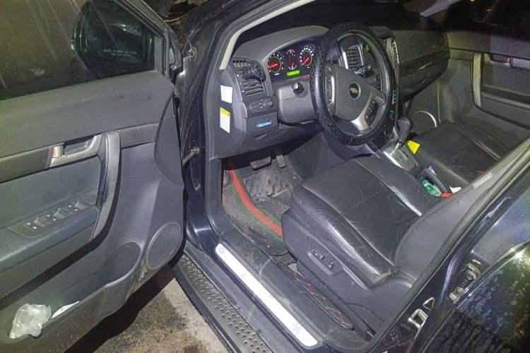 Used Chevrolet Captiva 2010 3.2 AT 7-Seater Flagship Edition Driver Seat