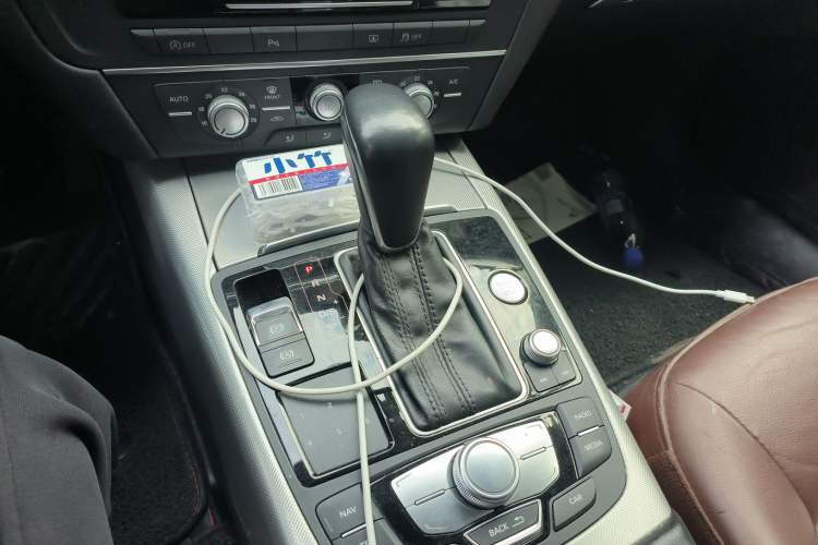 Used Audi A6L 2018 30th Anniversary Edition 35 TFSI Fashion Model
