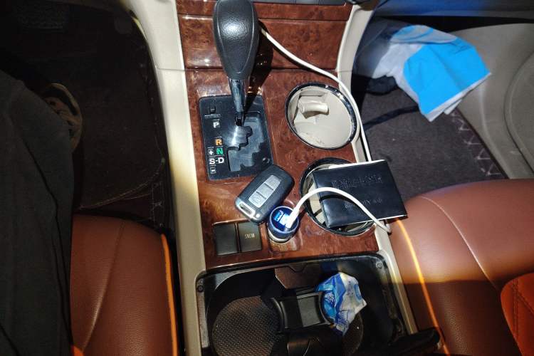 Used Toyota Highlander 2012 2.7L 2WD 5-Seater Elite Edition
