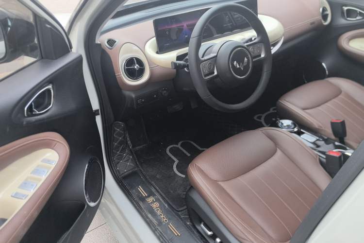 Used Wuling Bingo 2023 333 km Lingxi Connected Version
