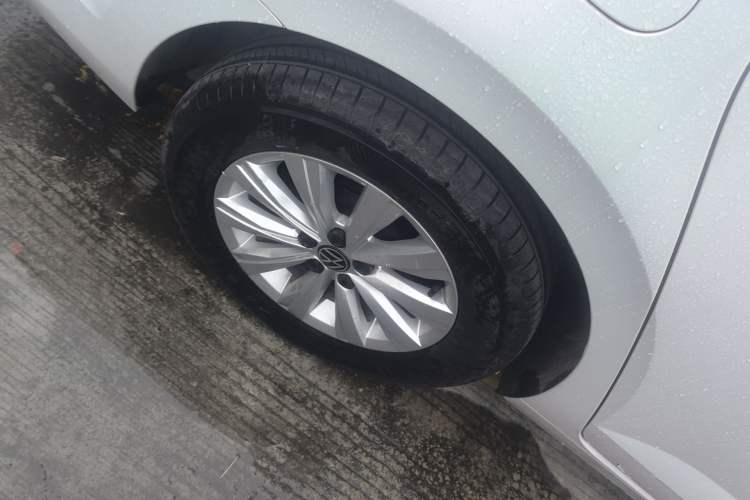 Used Volkswagen Lavida 2023 New Sharp 1.5L Automatic Excellent New Edition