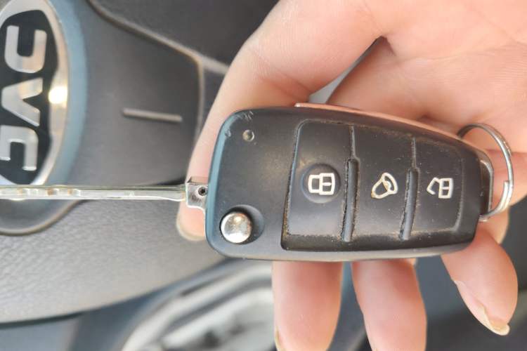 Used JAC Refine M3 2022 Creator Edition 1.5T Luxury Version
