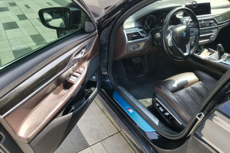 Used BMW 7 Series 2016 730Li Luxury Model