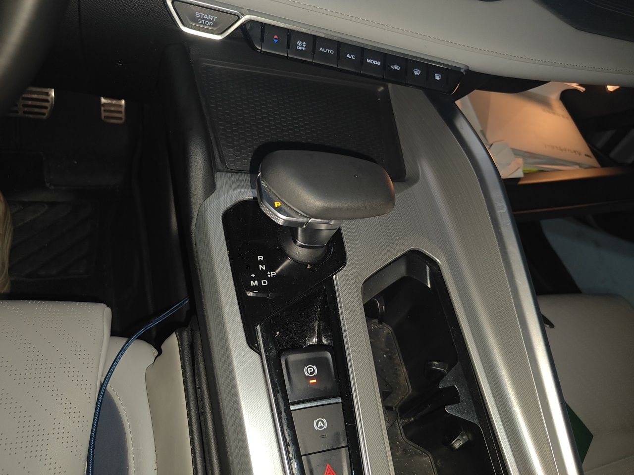 Geely Auto Preface 2023 2.0TD Prestige Version — снимка 14