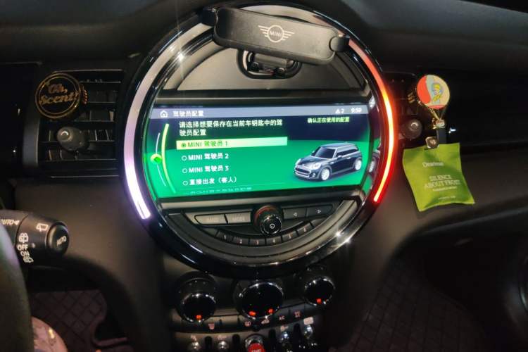 Used MINI 2018 1.5T COOPER Racing Driver
