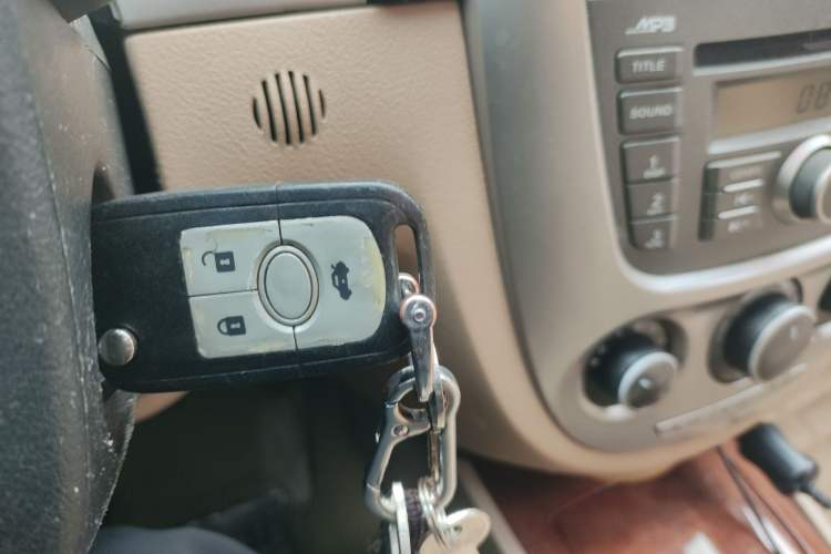 Used Buick Excelle 2011 1.6 LE-MT Vehicle Key