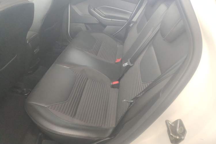 Used Ford Focus 2018 Hatchback Classic 1.6L Automatic Trendy SmartDrive Edition