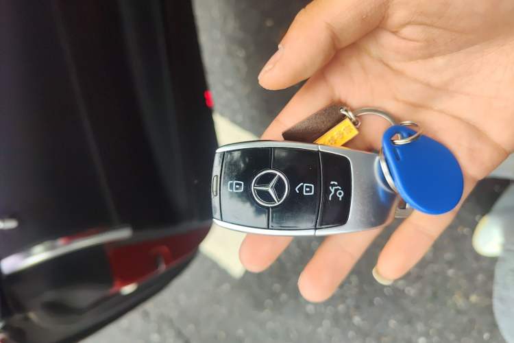Used Mercedes-Benz E-Class 2019 E 200 Coupe Vehicle Key