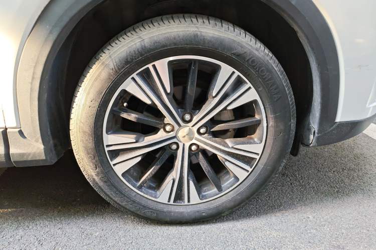 Used Mitsubishi Eclipse Cross 2019 1.5T CVT Two-Wheel Drive Fearless Edition China VI Standard
