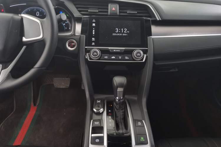 Used Honda Civic 2016 220TURBO CVT Luxury Edition Audio And AC Panel