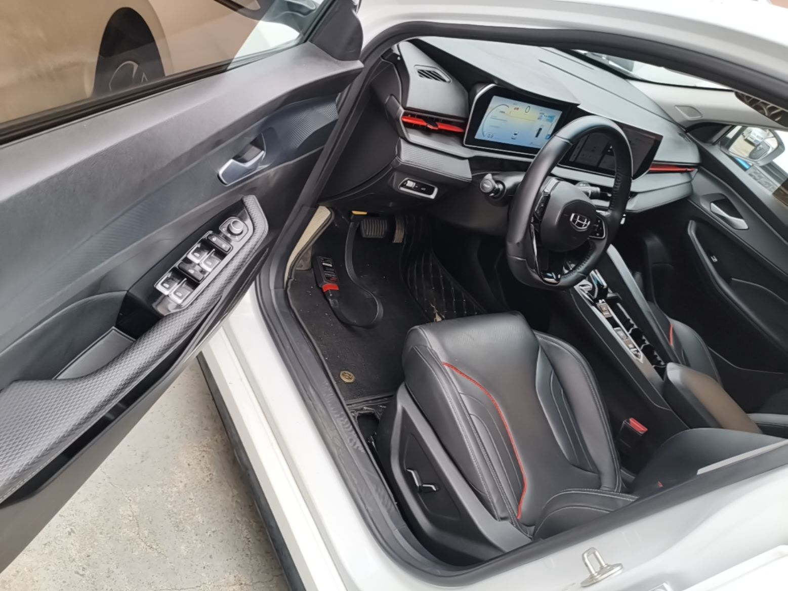Geely Auto Binray 2024 Binrui COOL 1.5T DCT Longteng Edition — снимка 18