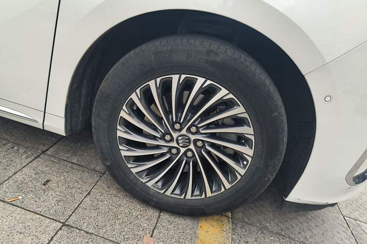 Used Buick Century 2023 2.0T Seven-Seater Deluxe Edition
