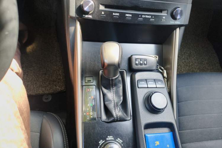 Used Lexus IS 2013 250 Leading Edition
