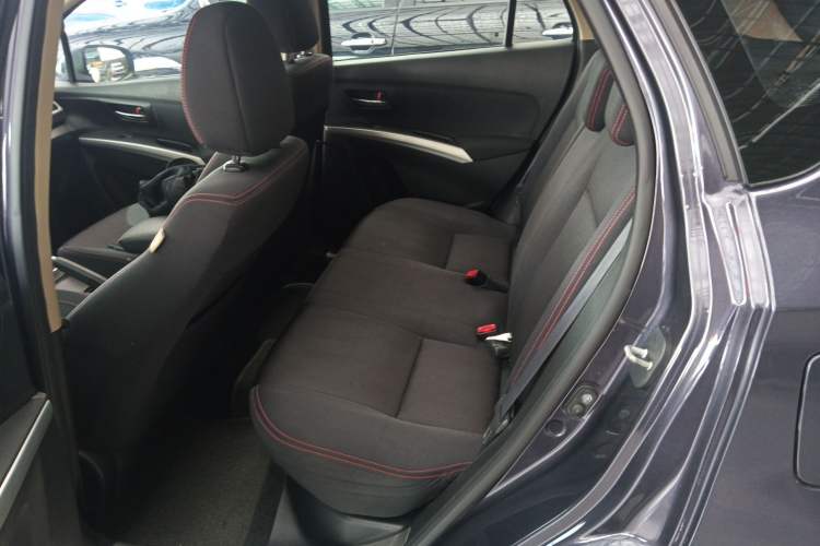 Used Suzuki S-Cross 2014 1.6L CVT Two-Wheel Drive Entry Model