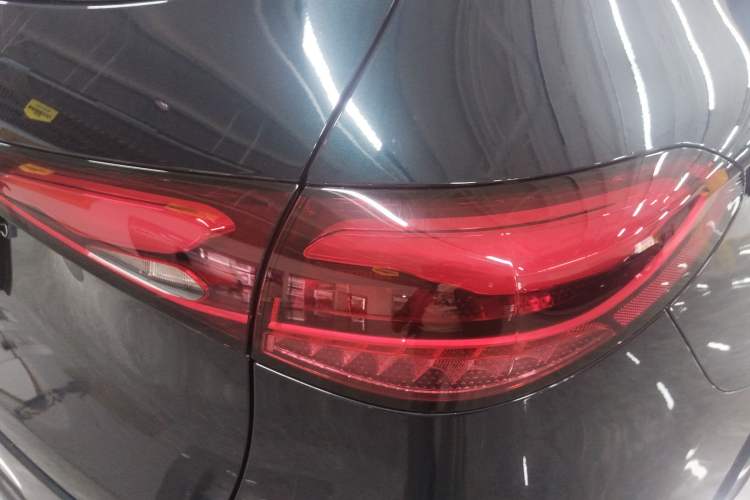 Used Mercedes-Benz GLC 2024 GLC 300 L 4MATIC Dynamic Edition 5-seater Right Rear Taillight