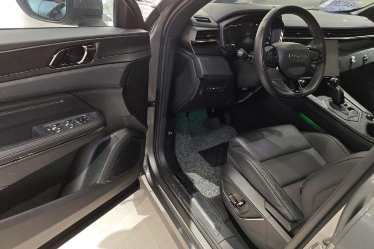 Used Lynk & Co 01 EM-P 2022 1.5TD PHEV Plus
