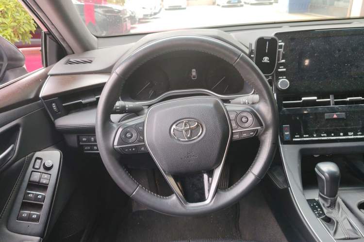 Used Toyota Avalon 2019 2.0L Luxury Edition China VI Standard Steering Wheel