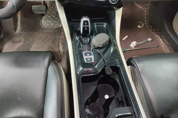 Used Lynk & Co 02 2019 1.5T DCT Two-Wheel Drive Shine Pro Edition China VI Standard