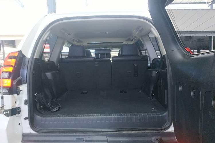 Used Toyota Prado 2018 3.5L Automatic TX
