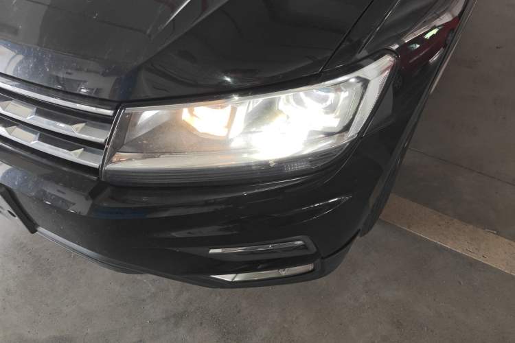 Used Volkswagen Tiguan L 2018 330TSI Automatic Two-Wheel Drive Luxury Edition
